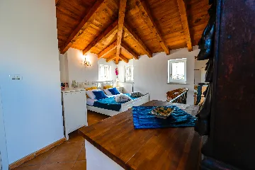 Rovinj 1-Bedroom Apartment with Balcony