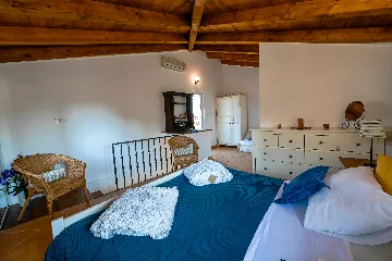 Rovinj 1-Bedroom Apartment with Balcony