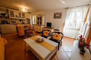 Rovinj 1-Bedroom Apartment with Balcony