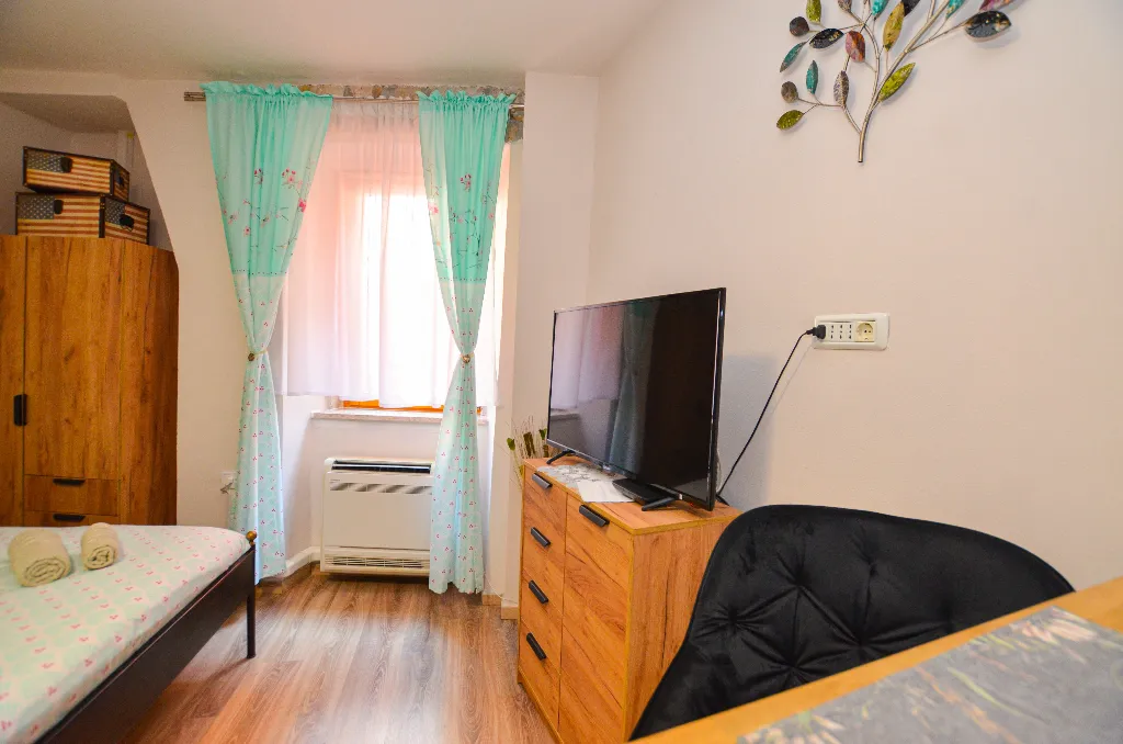 Studio in Rovinj for 2 Guests near Carera