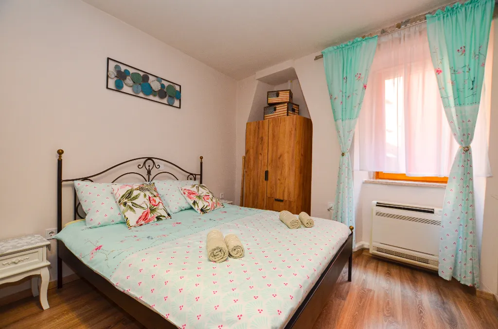 Studio in Rovinj for 2 Guests near Carera