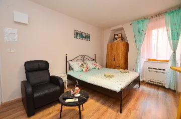 Studio in Rovinj for 2 Guests near Carera