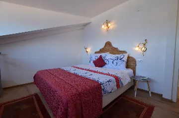 Rovinj 2-Bedroom Apartment with Sea Views