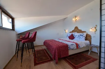 Rovinj 2-Bedroom Apartment with Sea Views