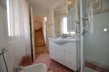 Rovinj 2-Bedroom Apartment with Sea Views