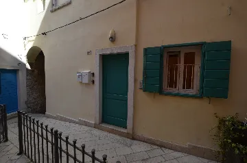 Rovinj 2-Bedroom Apartment with Sea Views