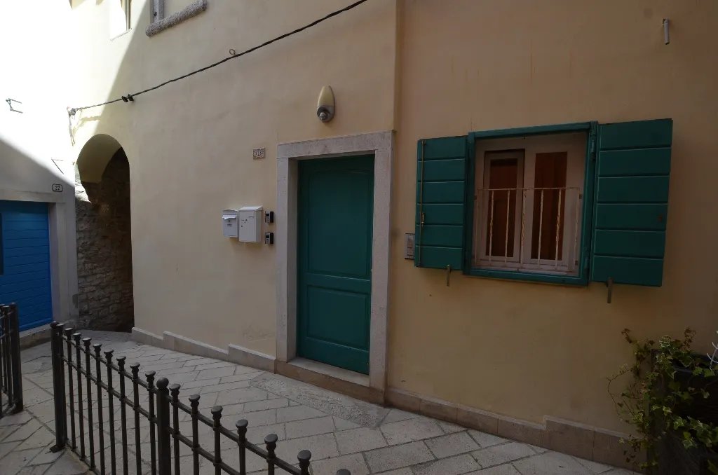 Rovinj 2-Bedroom Apartment with Sea Views
