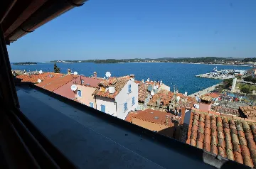 Rovinj 2-Bedroom Apartment with Sea Views