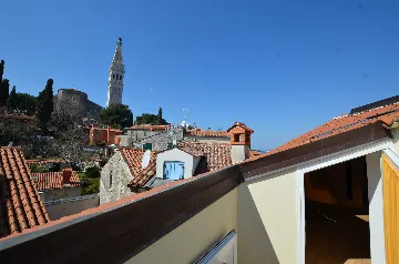 Rovinj 2-Bedroom Apartment with Sea Views