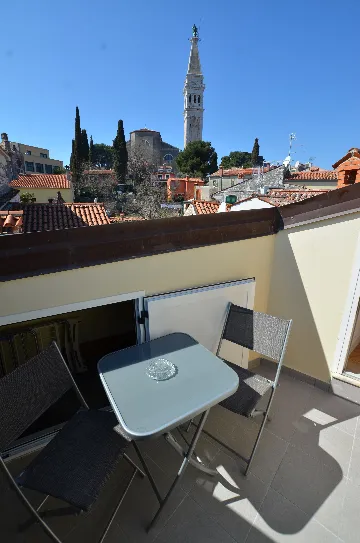 Rovinj 2-Bedroom Apartment with Sea Views