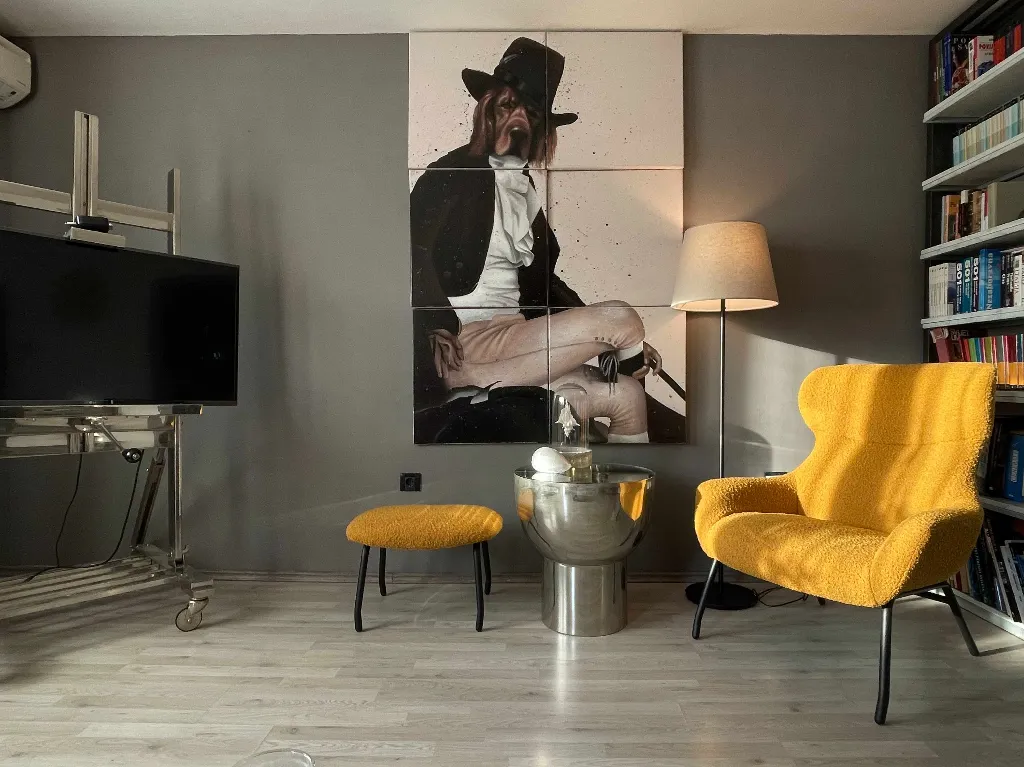 Two-Bedroom Apartment with Private Parking in Rovinj