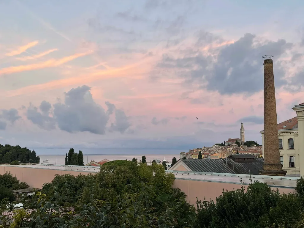 Two-Bedroom Apartment with Private Parking in Rovinj