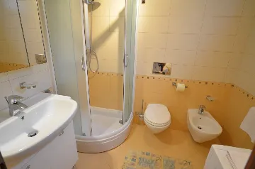 Rovinj Apartment with Balcony and Parking