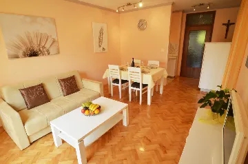 Rovinj Apartment with Balcony and Parking