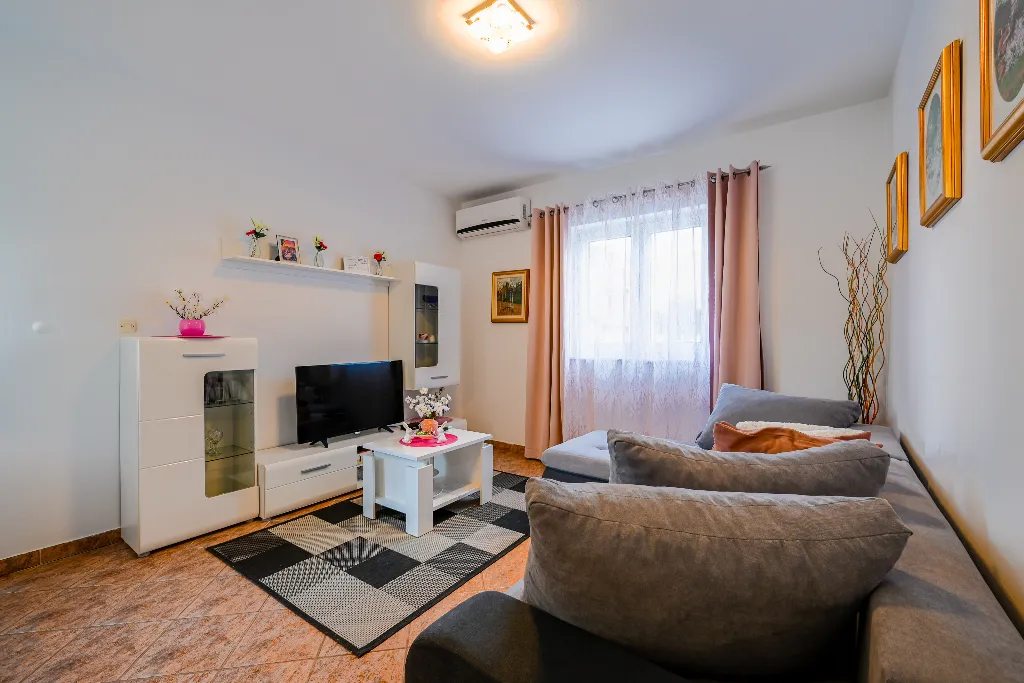 Rovinj 1-Bedroom Apartment for Up to 4