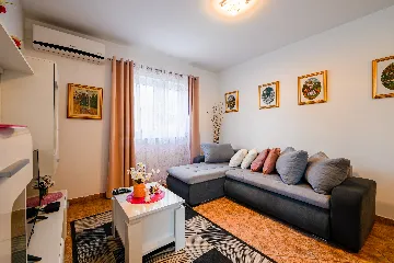 Rovinj 1-Bedroom Apartment for Up to 4