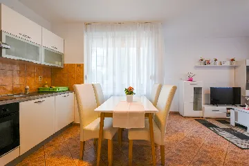 Rovinj 1-Bedroom Apartment for Up to 4