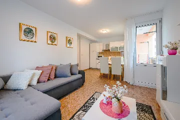 Rovinj 1-Bedroom Apartment for Up to 4