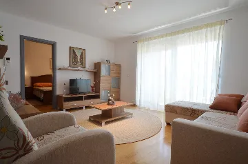 Rovinj 1-Bedroom Apartment with Private Parking