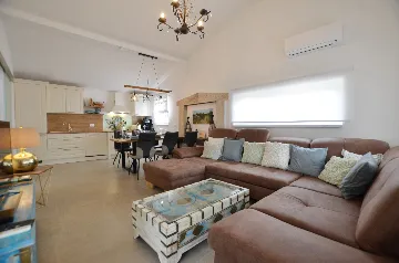 Rovinj Holiday House for up to 8 Guests