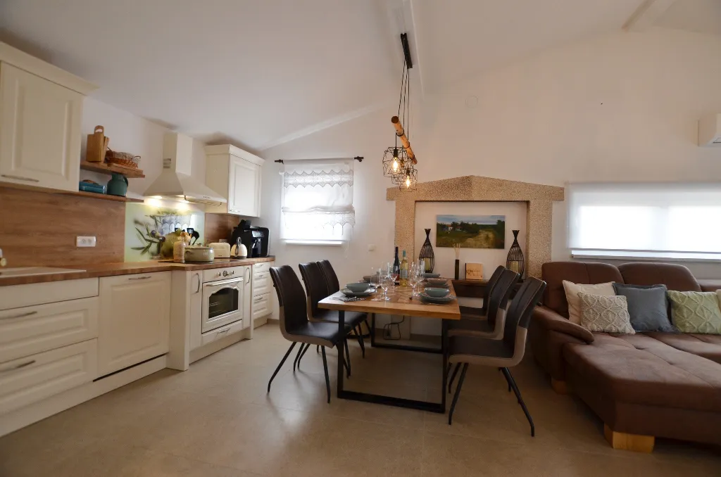 Rovinj Holiday House for up to 8 Guests