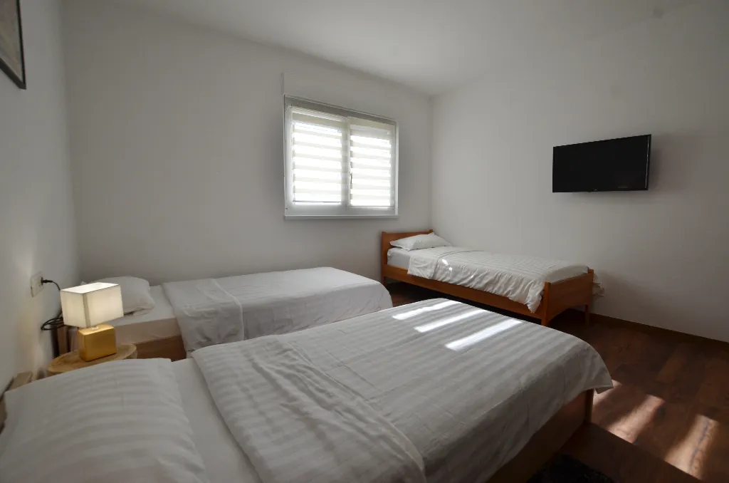 Rovinj 2-Bedroom Apartment for Up to 5