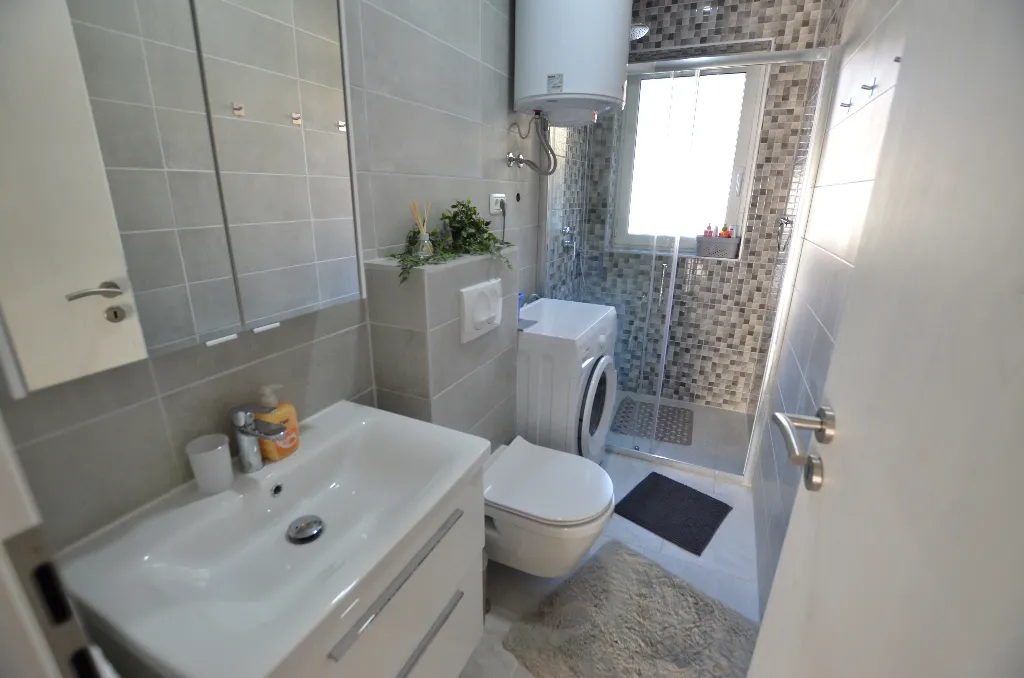 Rovinj 2-Bedroom Apartment for Up to 5