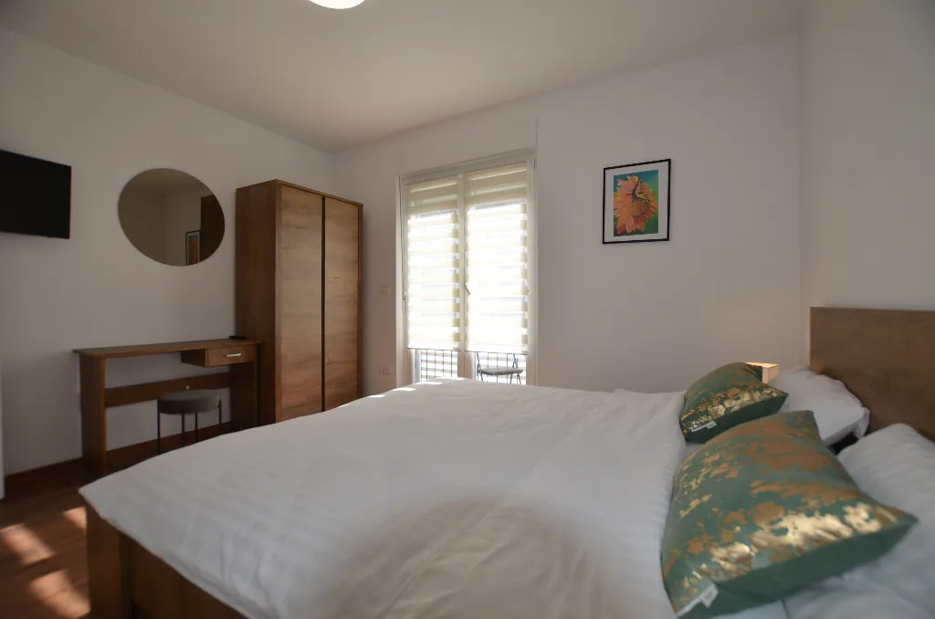 Rovinj 2-Bedroom Apartment for Up to 5