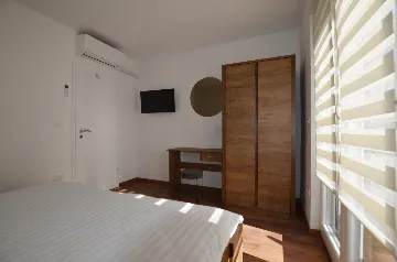 Rovinj 2-Bedroom Apartment for Up to 5