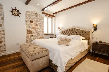 Rovinj 2-Bedroom Apartment for 4 Guests