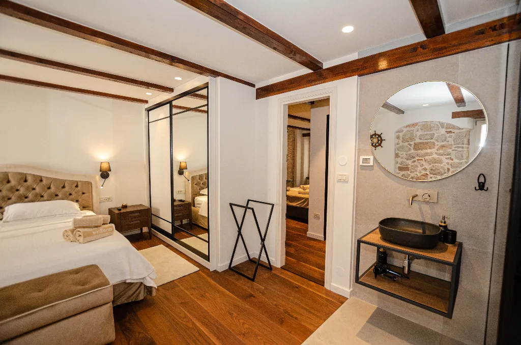 Rovinj 2-Bedroom Apartment for 4 Guests