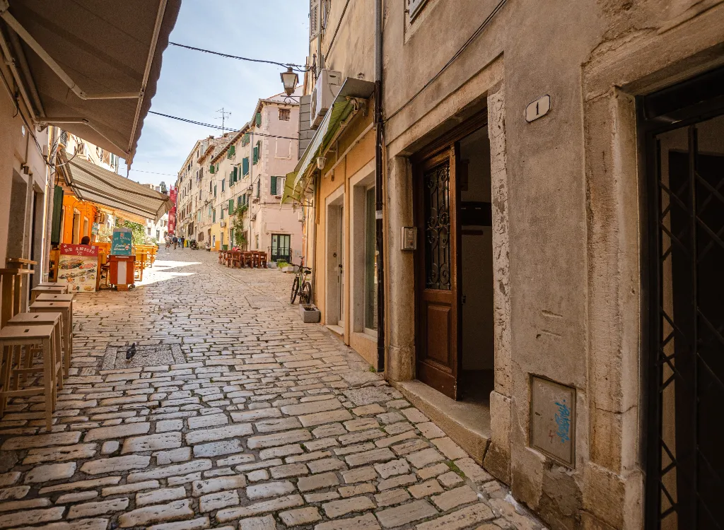 Rovinj 2-Bedroom Apartment for 4 Guests