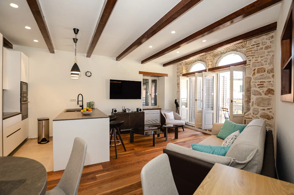 Rovinj 2-Bedroom Apartment for 4 Guests