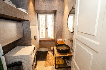 Rovinj 2-Bedroom Apartment for 4 Guests