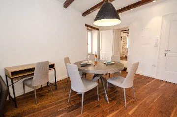 Rovinj 2-Bedroom Apartment for 4 Guests