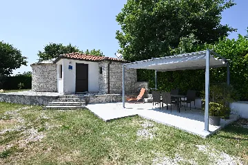 1-Bedroom Apartment in Žminj for Up to 3