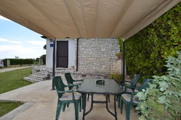 1-Bedroom Apartment in Žminj for Up to 3