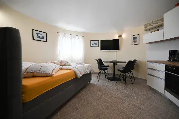 1-Bedroom Apartment in Žminj for Up to 3
