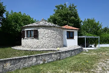 1-Bedroom Apartment in Žminj for Up to 3