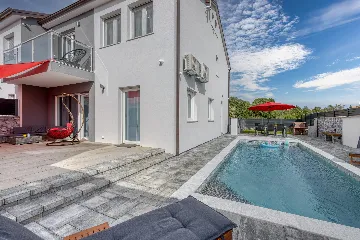 4-Bedroom Villa in Rovinj for Up to 8 Guests
