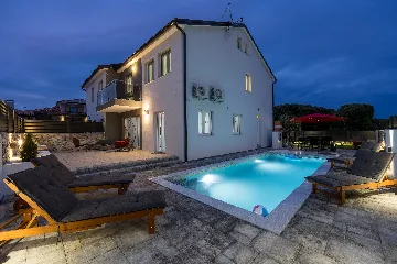 4-Bedroom Villa in Rovinj for Up to 8 Guests