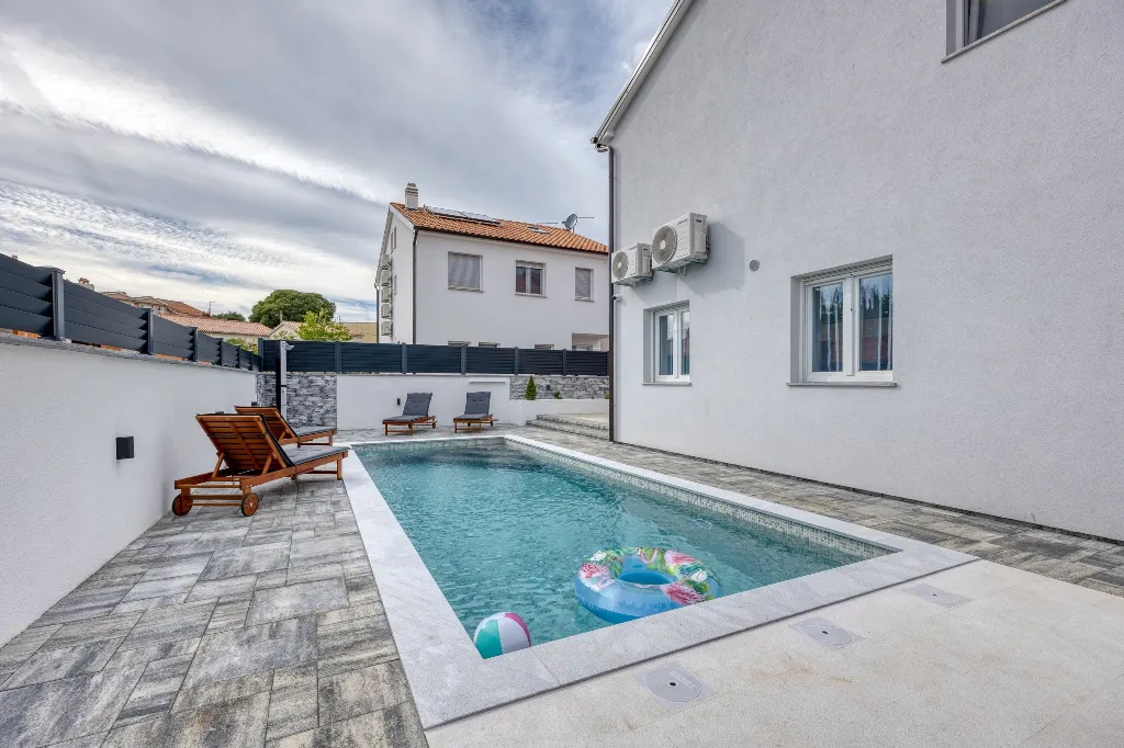 4-Bedroom Villa in Rovinj for Up to 8 Guests