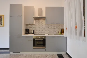 3-Bedroom Apartment in Žminj for Up to 6