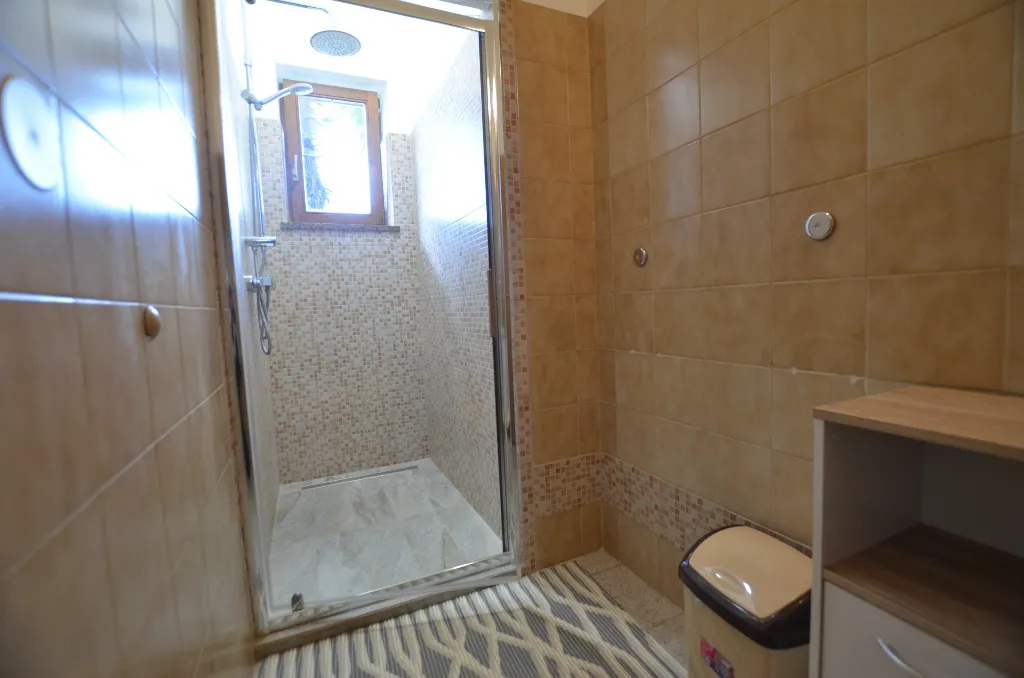 3-Bedroom Apartment in Žminj for Up to 6