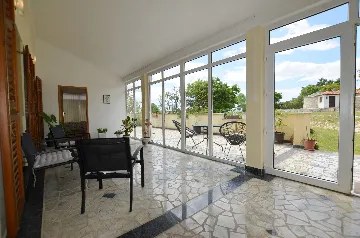 3-Bedroom Apartment in Žminj for Up to 6