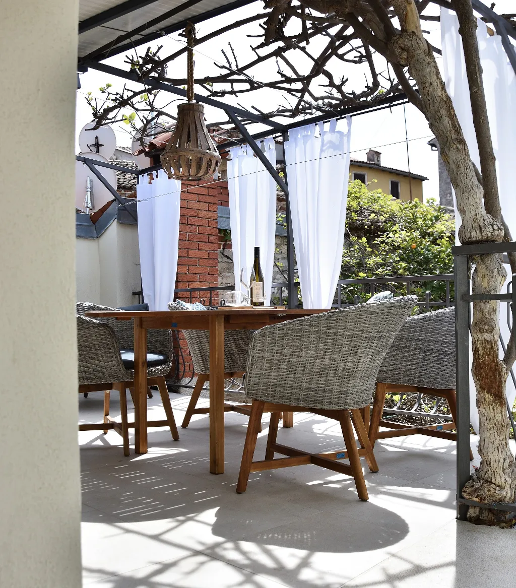 Rovinj Duplex Apartment with Terrace and BBQ