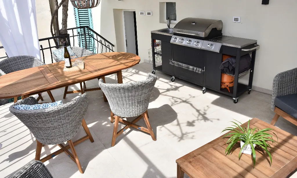 Rovinj Duplex Apartment with Terrace and BBQ