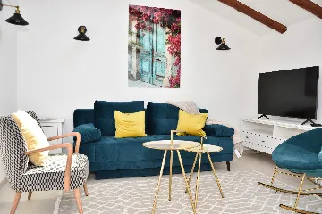 Rovinj Duplex Apartment with Terrace and BBQ