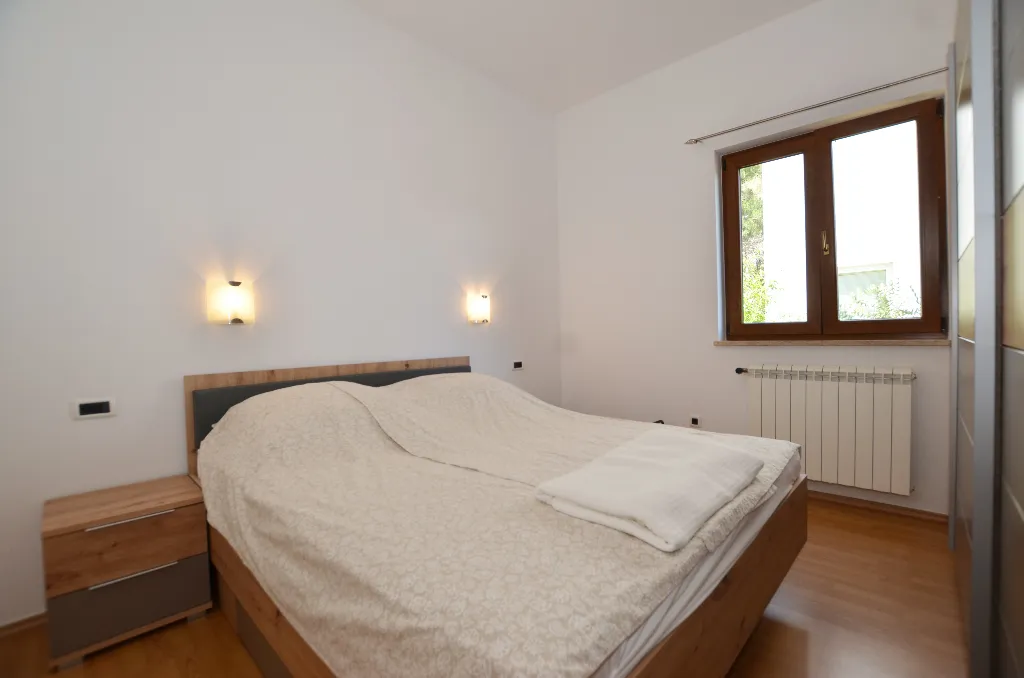 Rovinj 2-Bedroom Apartment for Up to 4 Guests