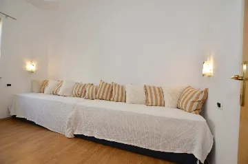 Rovinj 2-Bedroom Apartment for Up to 4 Guests